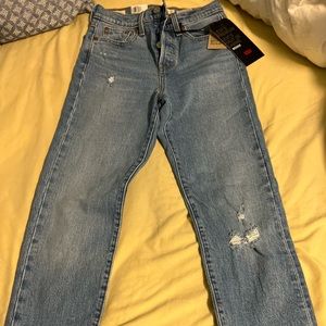 Brand new wedgie Levi skinny jeans
